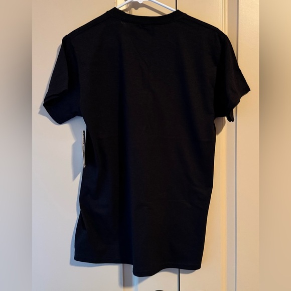 Hanes men Black and Red Cougars Tee size small - Picture 2 of 6